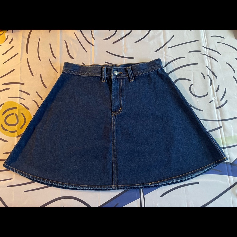 NEW Woman’s Denim Skirt Short Flared sz XL Dark Wash